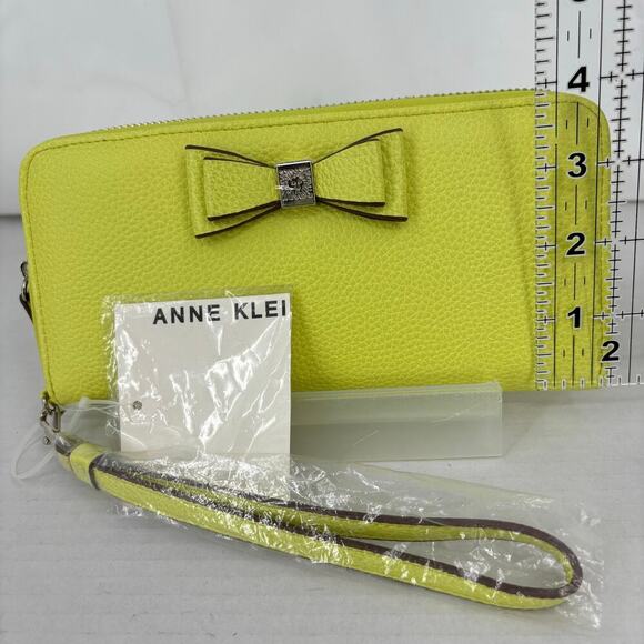 Anne Klein Slim Z/A Wallet Zip Around Wristlet Yellow Bow Detail New 7.5 Inch - Picture 10 of 10